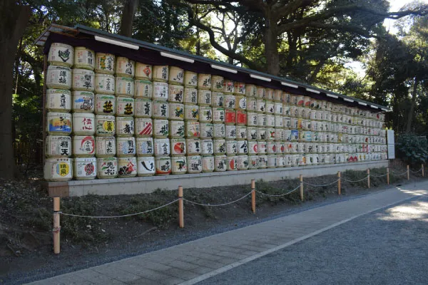 全国から献上された酒樽